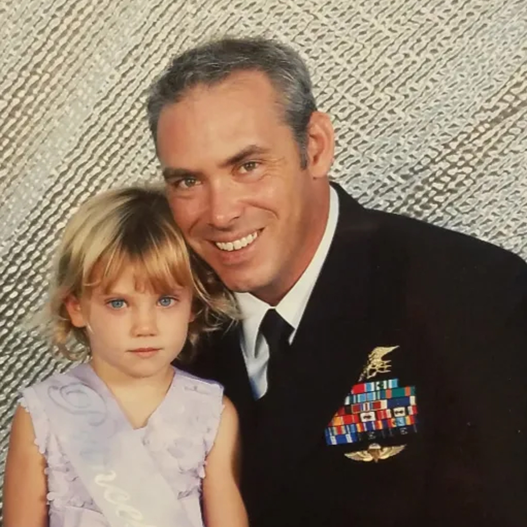 The Quiet Power of the Empathetic Leader with Navy SEAL turned rowing coach Gordon Schmidt